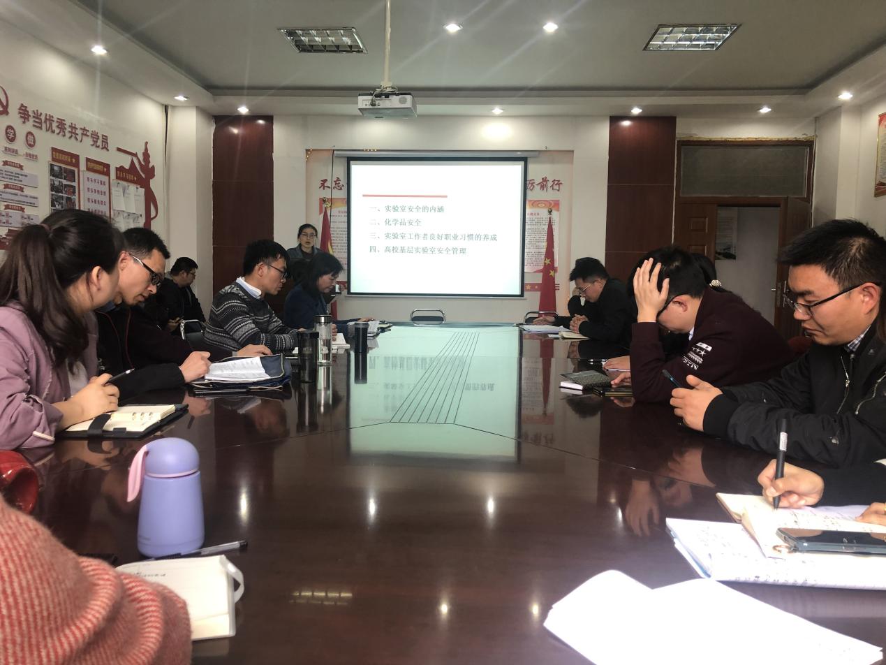 E873F0A5AAA25BF0A9C19062EB90E5C7